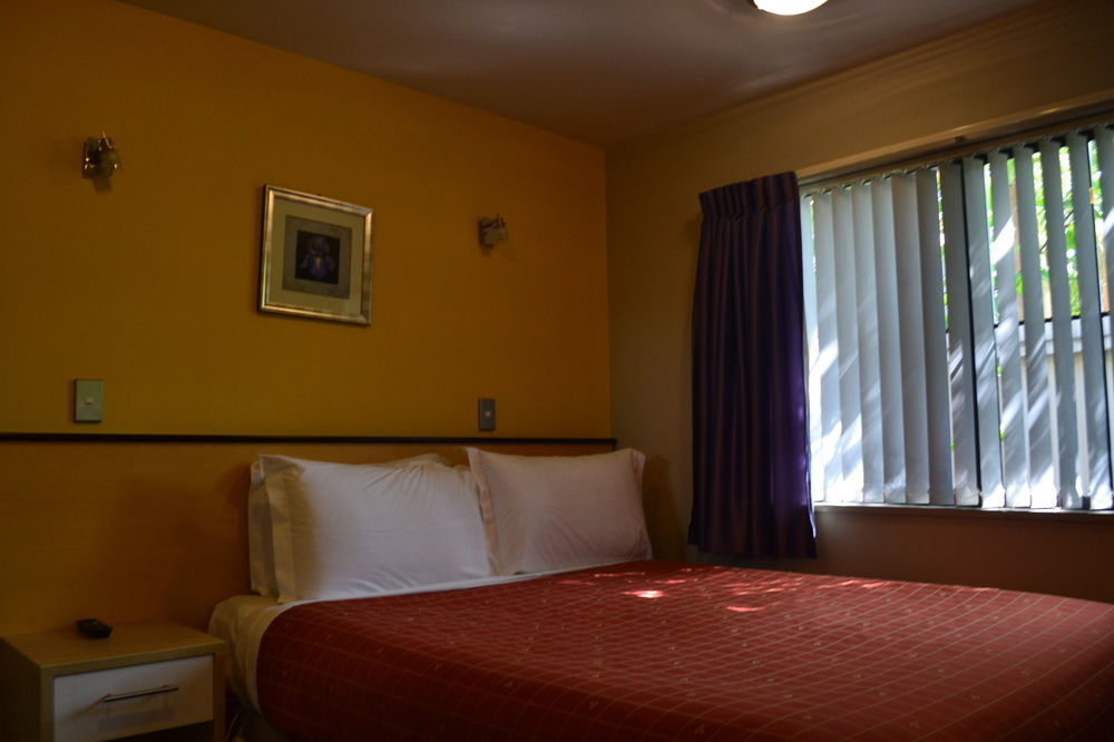 Athena Motel Christchurch Exterior photo