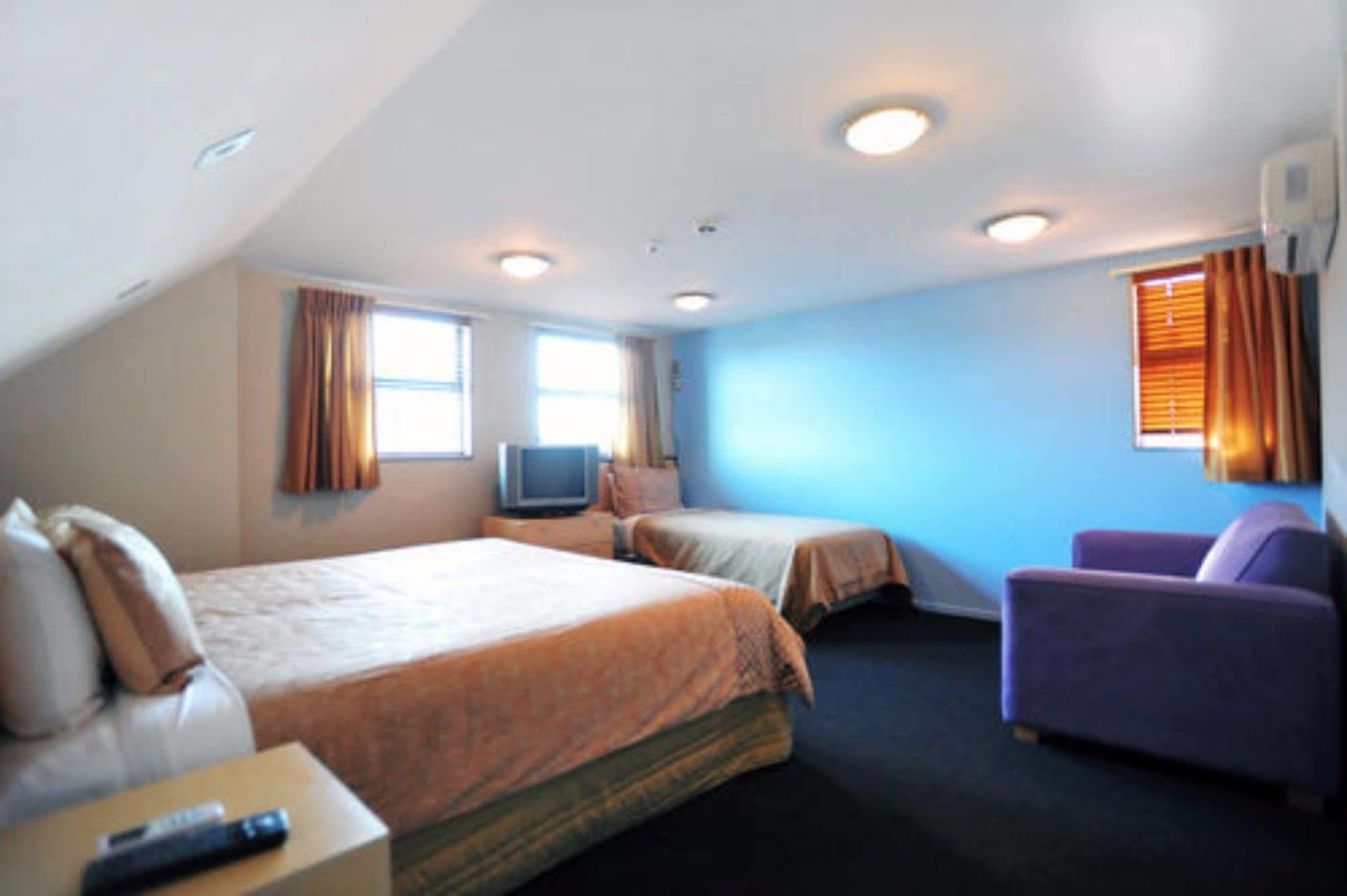 Athena Motel Christchurch Exterior photo