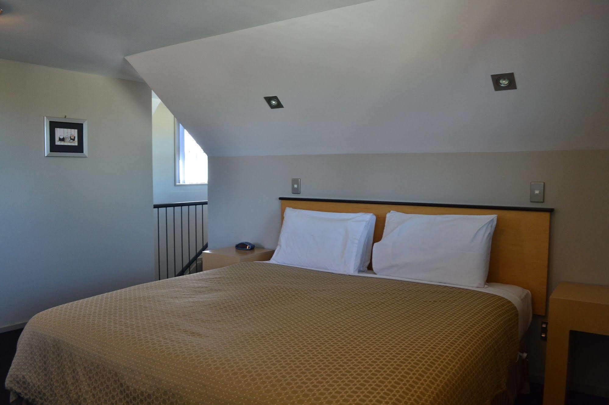 Athena Motel Christchurch Exterior photo